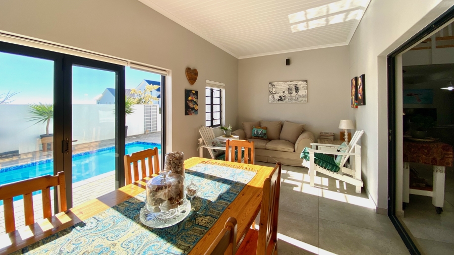 5 Bedroom Property for Sale in Dwarskersbos Western Cape